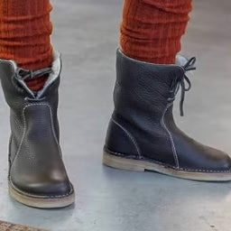 Women's Boots Full-Grain Leather Wool-Lined Waterproof