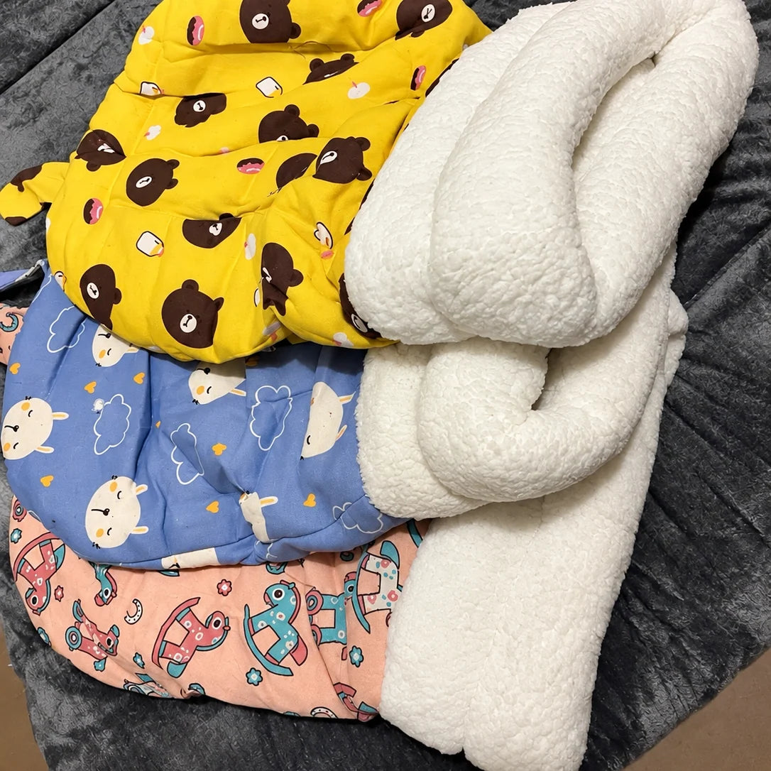 Cat Bed Plush-Lined Semi-Enclosed Machine Washable