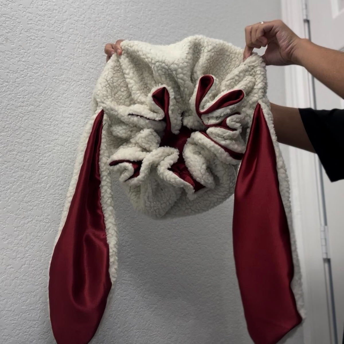 Hair Bonnet Satin-Lined & Sherpa Outer