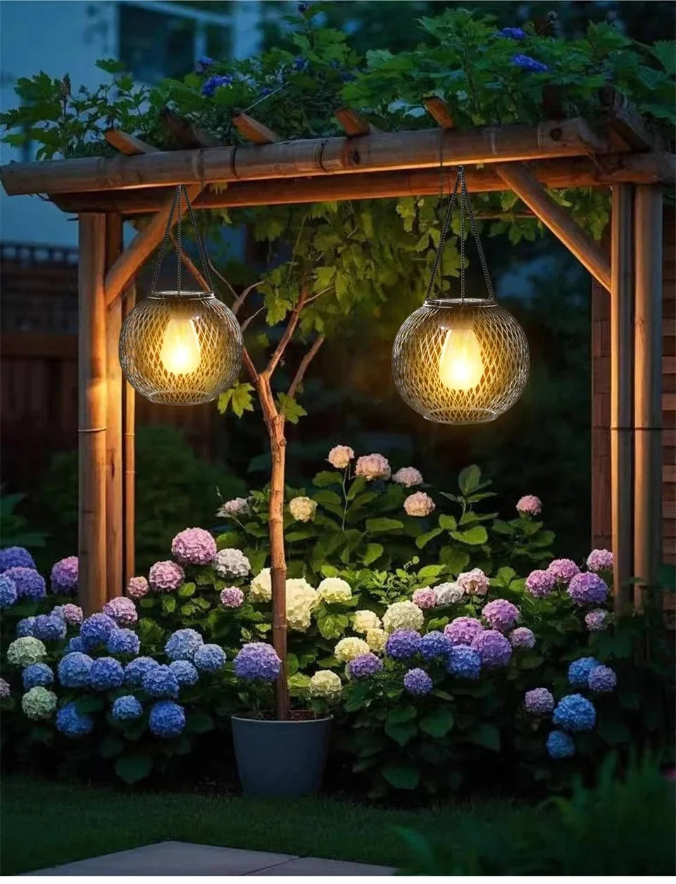 Hanging Lantern Solar Automatic Light Sensor 14-Hour Runtime