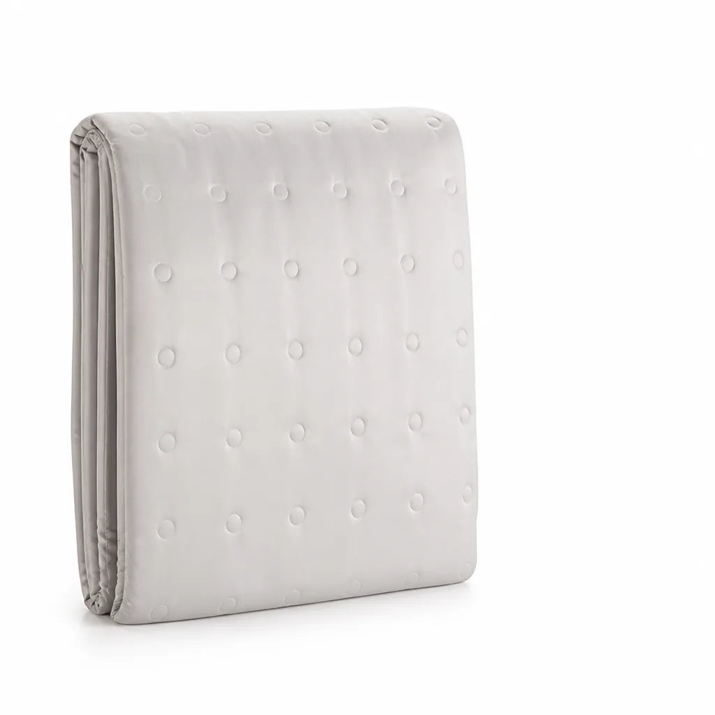 Ice-Silk Cooling Blanket (Breathable, Moisture-Regulating, Machine Washable)