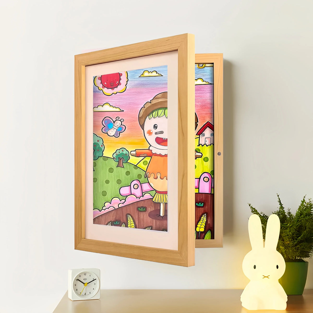 Kids Art Frame Rotating Display Magnetic Latch & 150-Sheet Storage