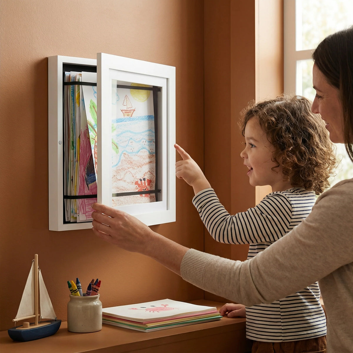 Kids Drawing Frame Flip-Open 150-Drawing Capacity Wall-Mountable
