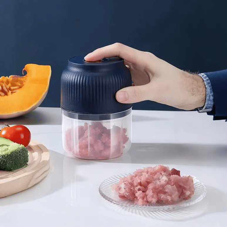 Mini Electric Food Chopper USB Rechargeable Stainless Steel Blades