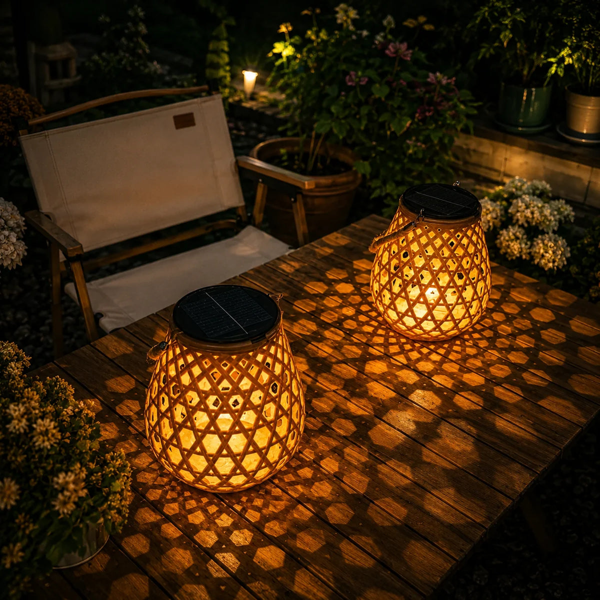 Outdoor Lantern Solar-Powered Weather-Resistant Warm LED