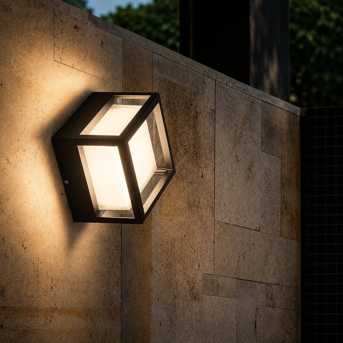 Outdoor Post Lantern Built-In LED Warm White