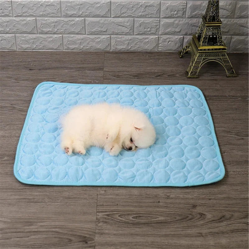 Pet Cooling Pad Pressure-Activated Foldable & Machine-Washable