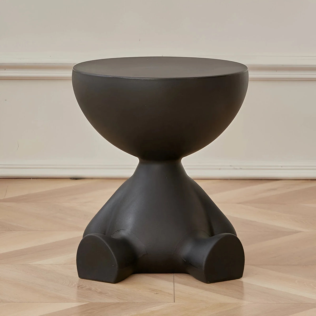 Round Accent Table Space-Saving Lightweight Plastic