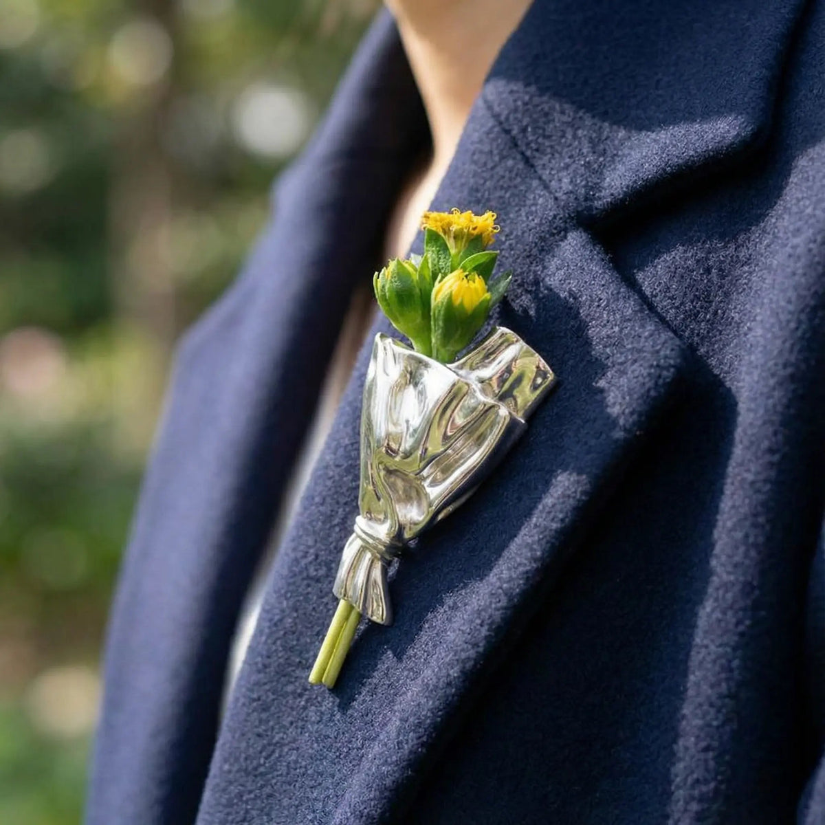 Vase Brooch Real-Stem Opening Polished Metal